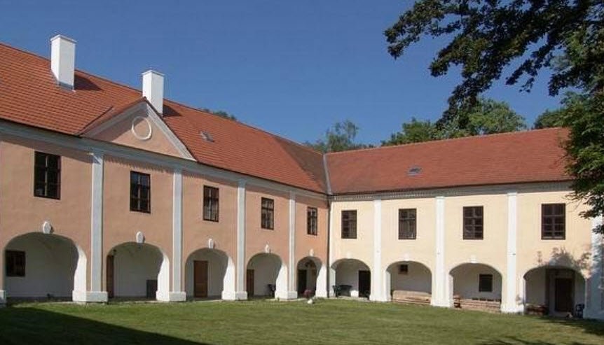 Měšice Castle, Tábor, Czechia, Czech Republic (Czechia)